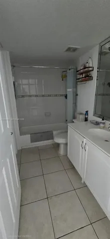 2475 NW 16th St Road Miami FL 33125