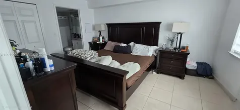 2475 NW 16th St Road Miami FL 33125