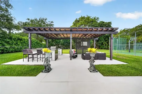 6650 SW 112th Street Pinecrest FL 33156