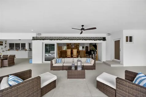 6650 SW 112th Street Pinecrest FL 33156
