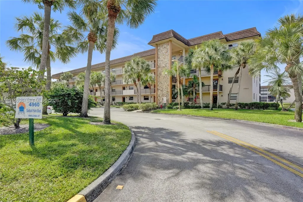 4960 E Sabal Palm Boulevard Tamarac FL 33319