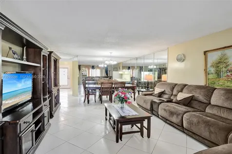 4960 E Sabal Palm Boulevard Tamarac FL 33319
