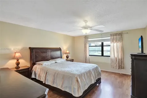 4960 E Sabal Palm Boulevard Tamarac FL 33319