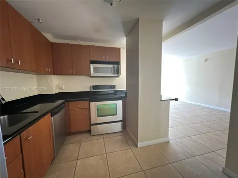 401 Golden Isles Drive Hallandale Beach FL 33009