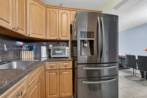 1755 W 60th Street Hialeah FL 33012