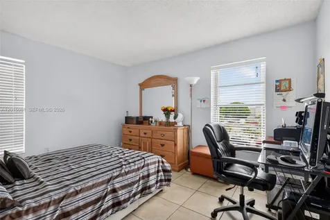 1755 W 60th Street Hialeah FL 33012