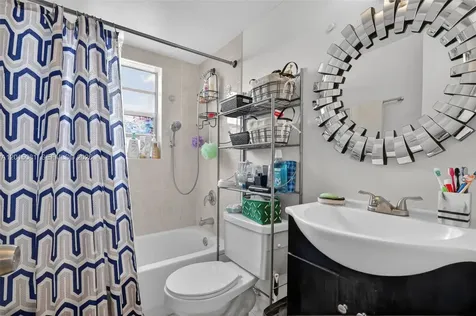 1755 W 60th Street Hialeah FL 33012