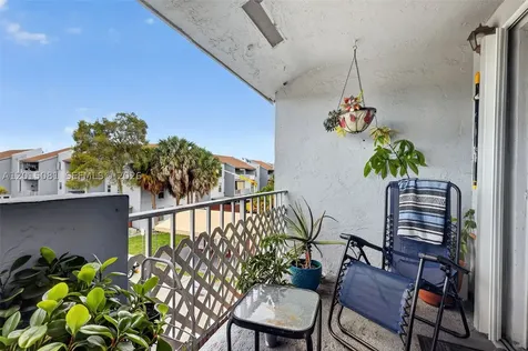 1755 W 60th Street Hialeah FL 33012