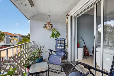 1755 W 60th Street Hialeah FL 33012