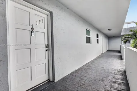1755 W 60th Street Hialeah FL 33012