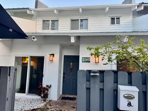 1260 SE 2nd Street Fort Lauderdale FL 33301