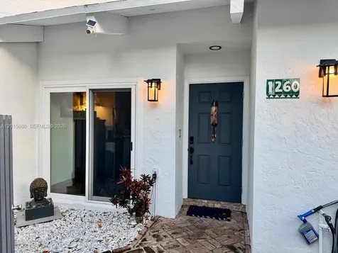 1260 SE 2nd Street Fort Lauderdale FL 33301