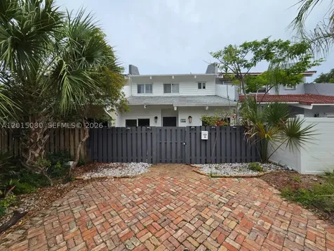 1260 SE 2nd Street Fort Lauderdale FL 33301