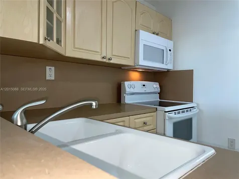 10300 Coral Way Miami FL 33165