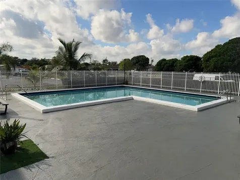 10300 Coral Way Miami FL 33165