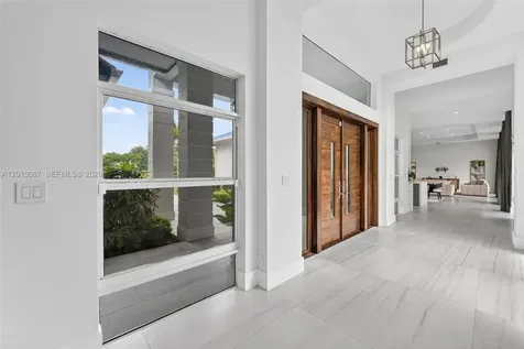 2400 SW 112th Avenue Davie FL 33325