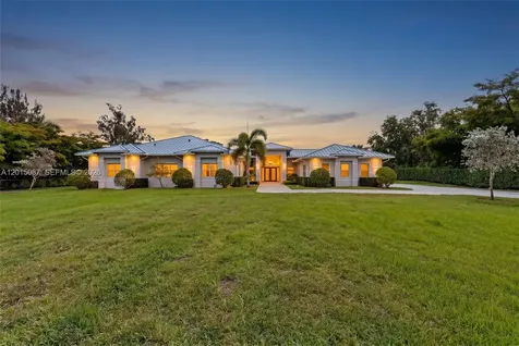 2400 SW 112th Avenue Davie FL 33325