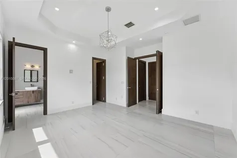 2400 SW 112th Avenue Davie FL 33325