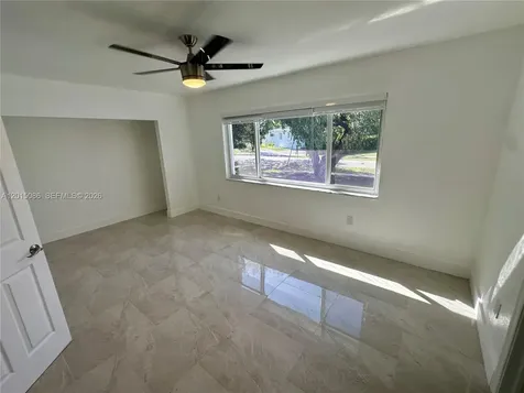1811 SW 83rd Avenue Miami FL 33155