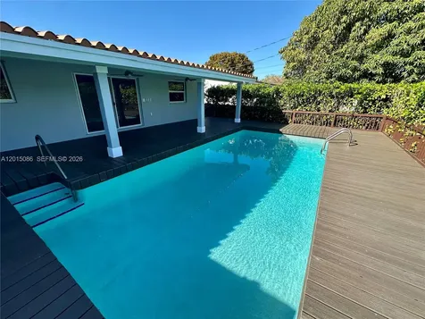 1811 SW 83rd Avenue Miami FL 33155