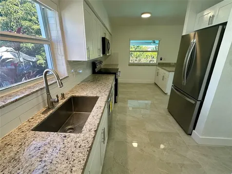 1811 SW 83rd Avenue Miami FL 33155
