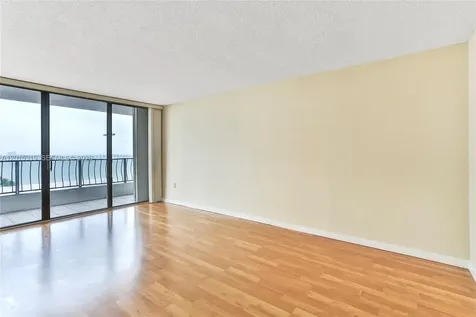 555 NE 15th Street Miami FL 33132