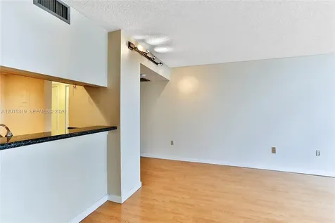 555 NE 15th Street Miami FL 33132