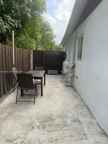 1270 NE 210th Terrace Miami FL 33179