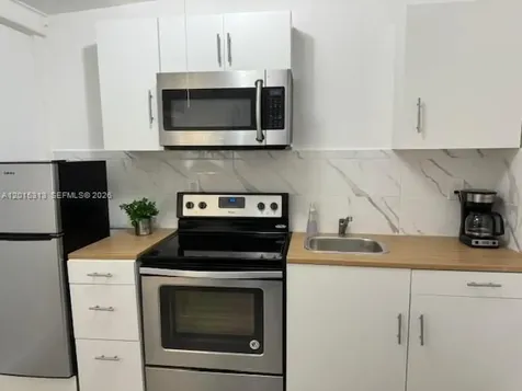 1270 NE 210th Terrace Miami FL 33179