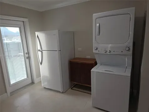 1690 E 5th Avenue Hialeah FL 33010