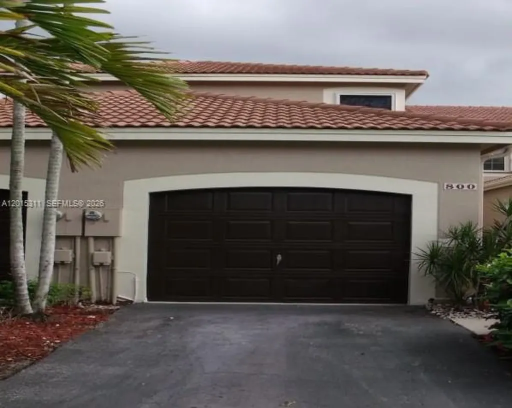 800 Sorrento Drive Weston FL 33326