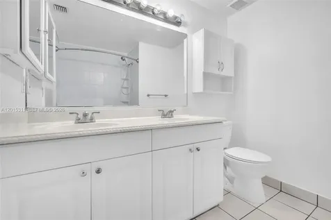 800 Sorrento Drive Weston FL 33326