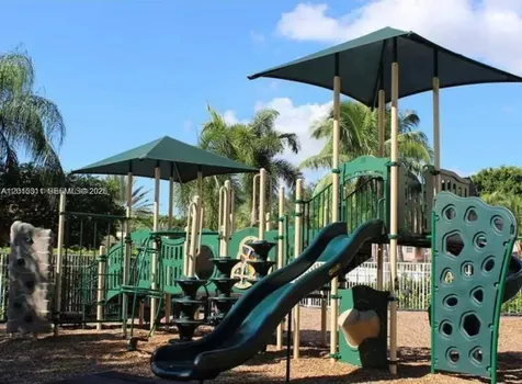 800 Sorrento Drive Weston FL 33326