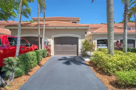 800 Sorrento Drive Weston FL 33326