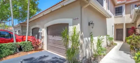800 Sorrento Drive Weston FL 33326