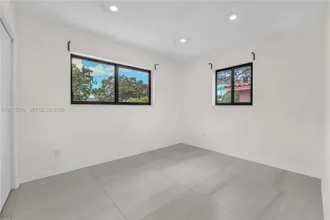 621 SW 33rd Avenue Miami FL 33135