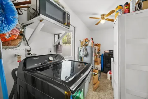 441 NW 2nd Avenue Deerfield Beach FL 33441