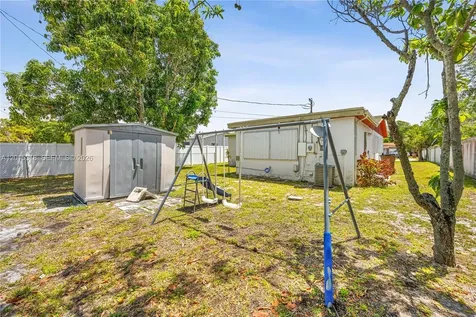 441 NW 2nd Avenue Deerfield Beach FL 33441