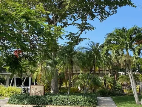 7915 Camino Real Miami FL 33143
