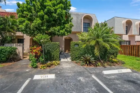 2539 SW 73rd Terrace Davie FL 33317