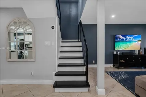 2539 SW 73rd Terrace Davie FL 33317