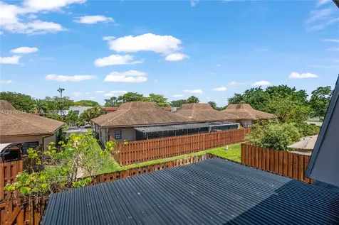 2539 SW 73rd Terrace Davie FL 33317