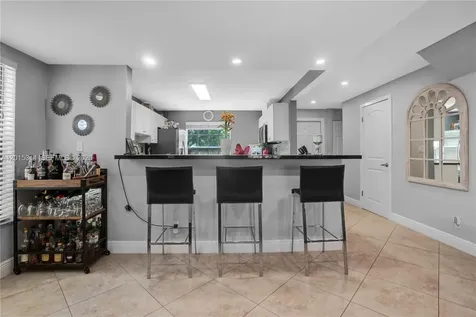 2539 SW 73rd Terrace Davie FL 33317