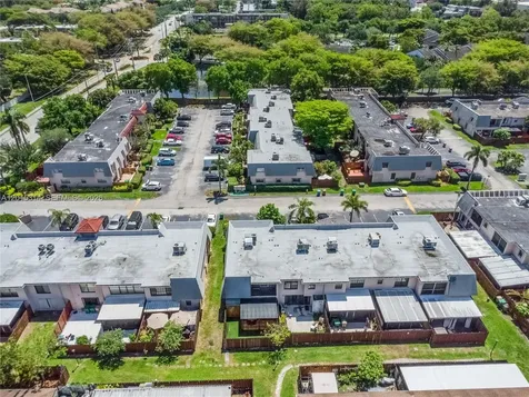 2539 SW 73rd Terrace Davie FL 33317