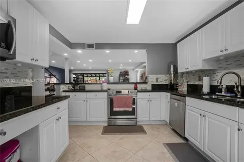 2539 SW 73rd Terrace Davie FL 33317
