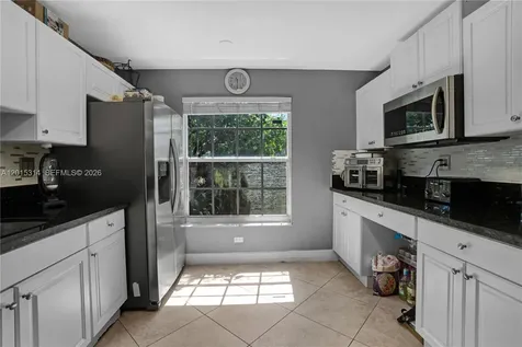2539 SW 73rd Terrace Davie FL 33317