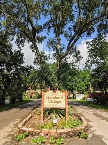 3777 NW 78th Avenue Davie FL 33024