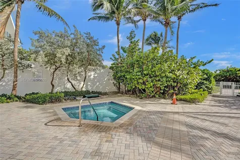 6515 Collins Avenue Miami Beach FL 33141