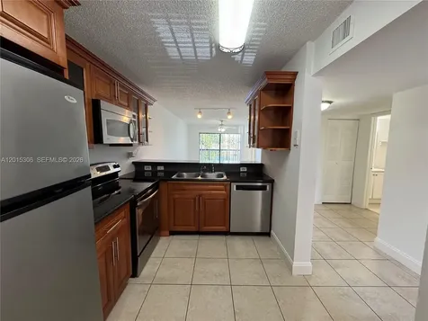 9893 Nob Hill Lane Sunrise FL 33351