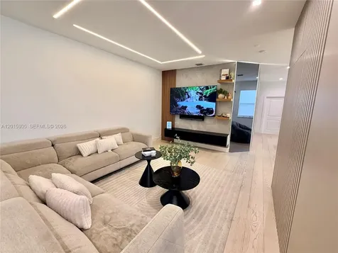 12750 NW 23rd Place Miami FL 33167